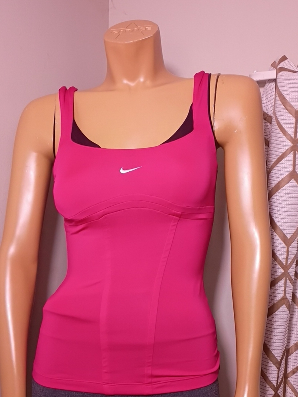 Nike Women’s Bright Pink Athletic Tank Top with Built-In Bra